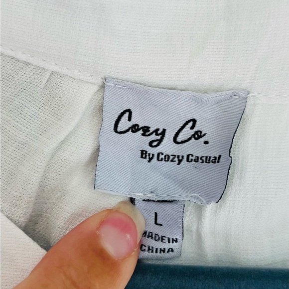 NWTShort Sleeve Blouse - Picture 2 of 5